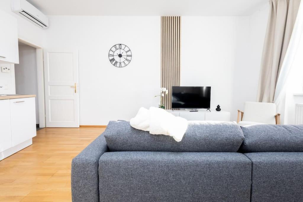 Orestaliving- 3Br On The Daube Canal/Friedensbruecke ウィーン エクステリア 写真